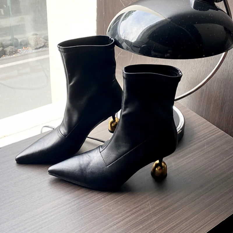 High Fashion Pointed Heeled Booties